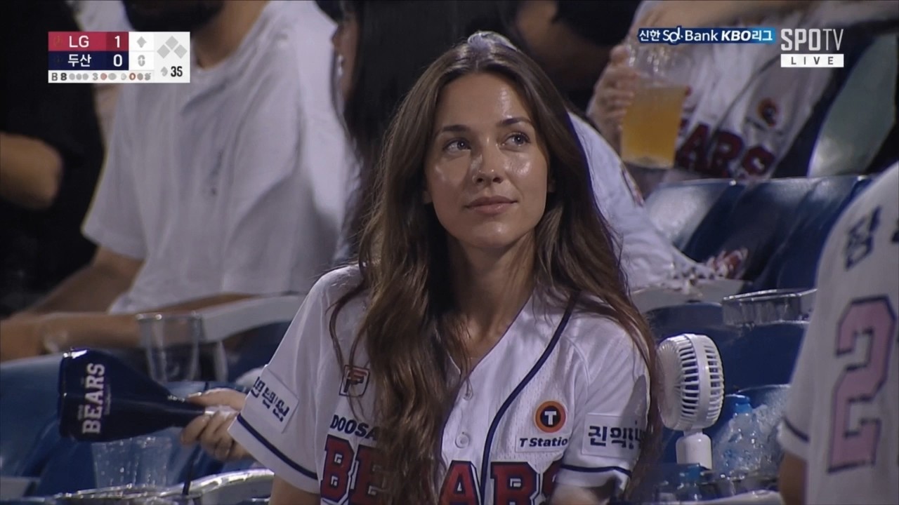 AI Baseball Fancam Video: Physics-Aware Motion Across Every Shot